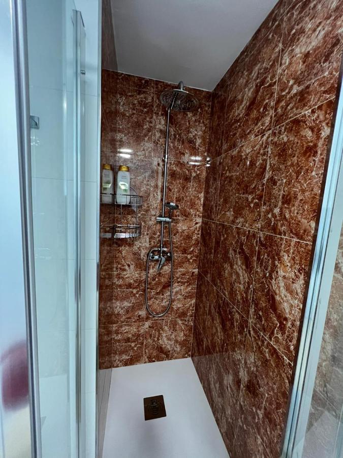Torremolinos Centro - Beautiful , Newly Renovated 2 Bedroom Apartment Luaran gambar